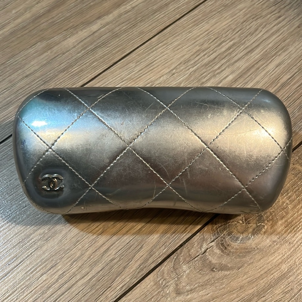 CHANEL Silver Quilted leather leather sunglasses